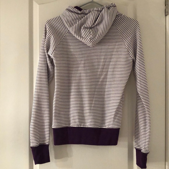 💥2/$25💥 Bluenotes hoodie - Picture 4 of 4